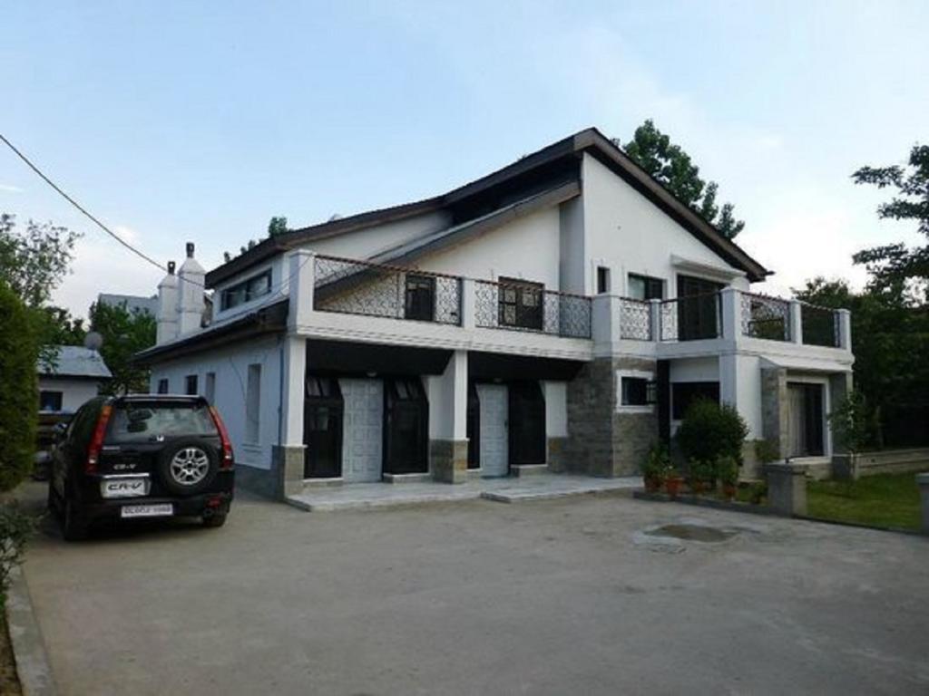 Jeelani Guest House Srīnagar Dış mekan fotoğraf